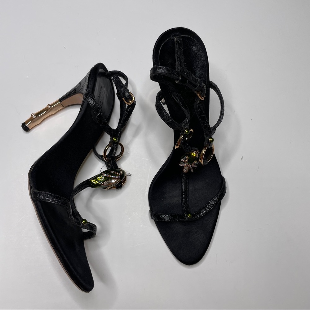BEAUTIFUL GUCCI BUG STONE HEELS